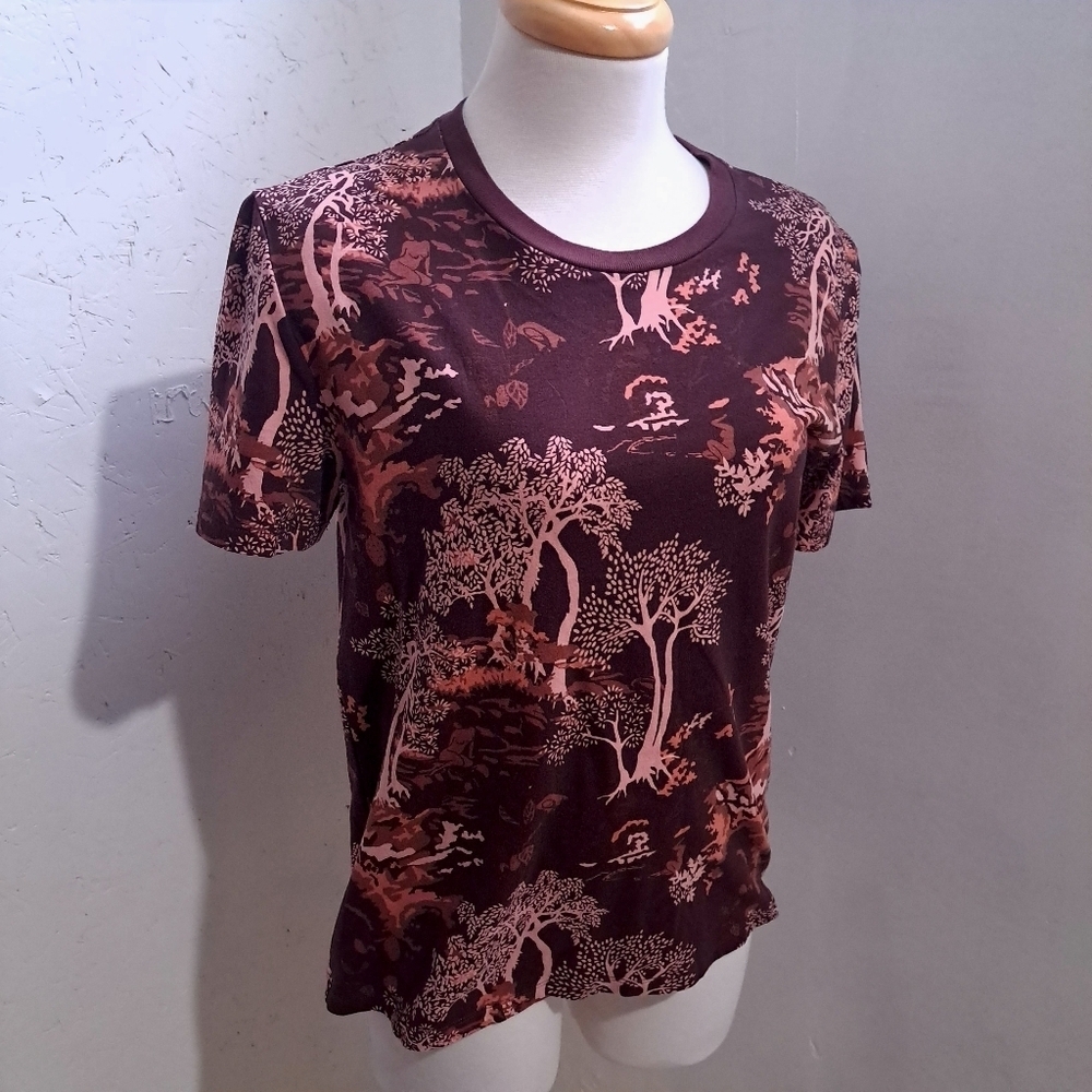 Little Moon | Red Fitted Short Sleeve Tee